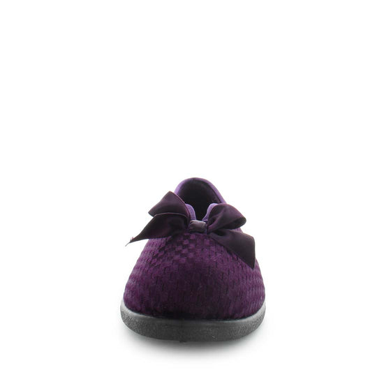 EMILIA by PANDA - Flat style comfort slippers - comfort slippers weith a cute little bow and satin style lining and sock - comfort slippers